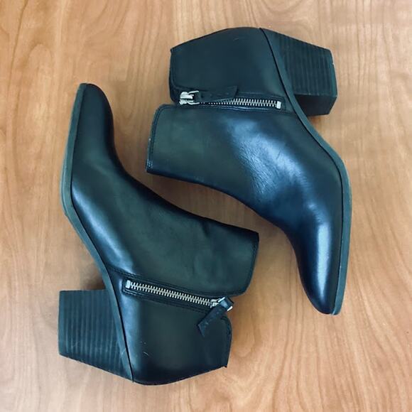 FRYE Women's Judith Double Zip Bootie Leather Ankle Boot in Black Size 10M - Picture 6 of 11